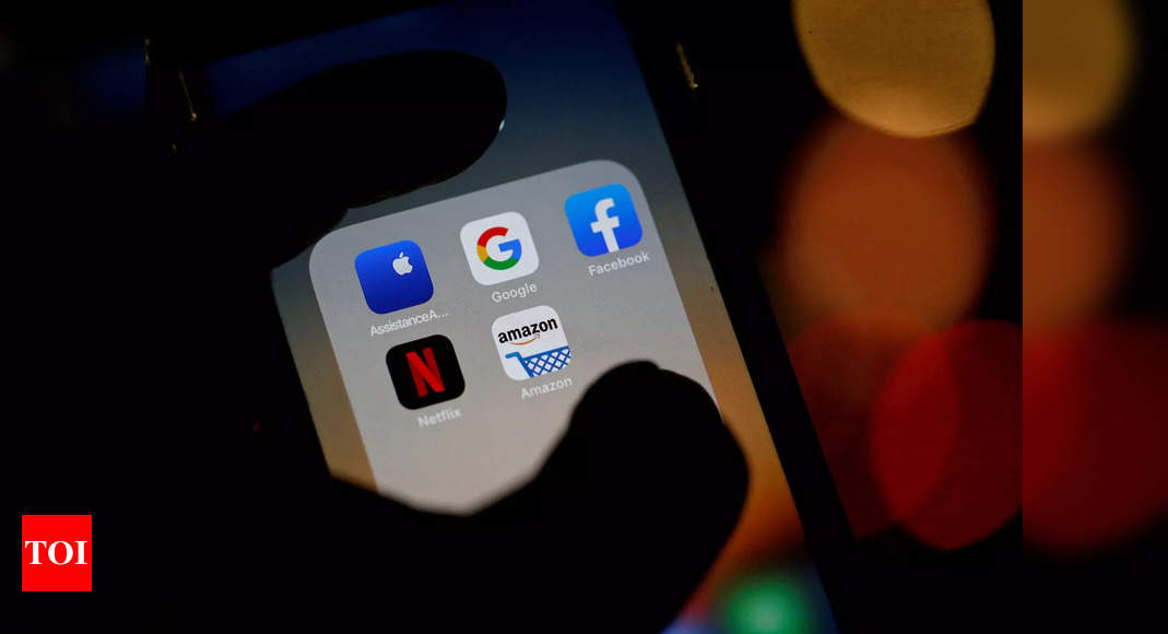 Facebook, Google, Apple, Microsoft and Netflix hiring in India dropped by 90% in 2023