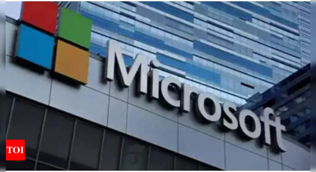 Microsoft: Three ways Microsoft can challenge Google, Apple in mobile market